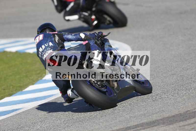 Archiv-2025/02 28.-31.01.2025 Moto Center Thun Jerez/gruen-green/backside